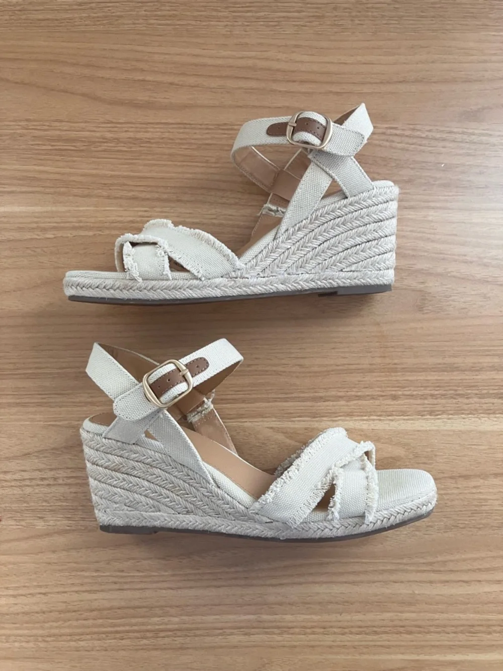 Tommy Bahama Cream Frayed Fabric Espadrille Wedges Coastal Grandma - Euro Summer